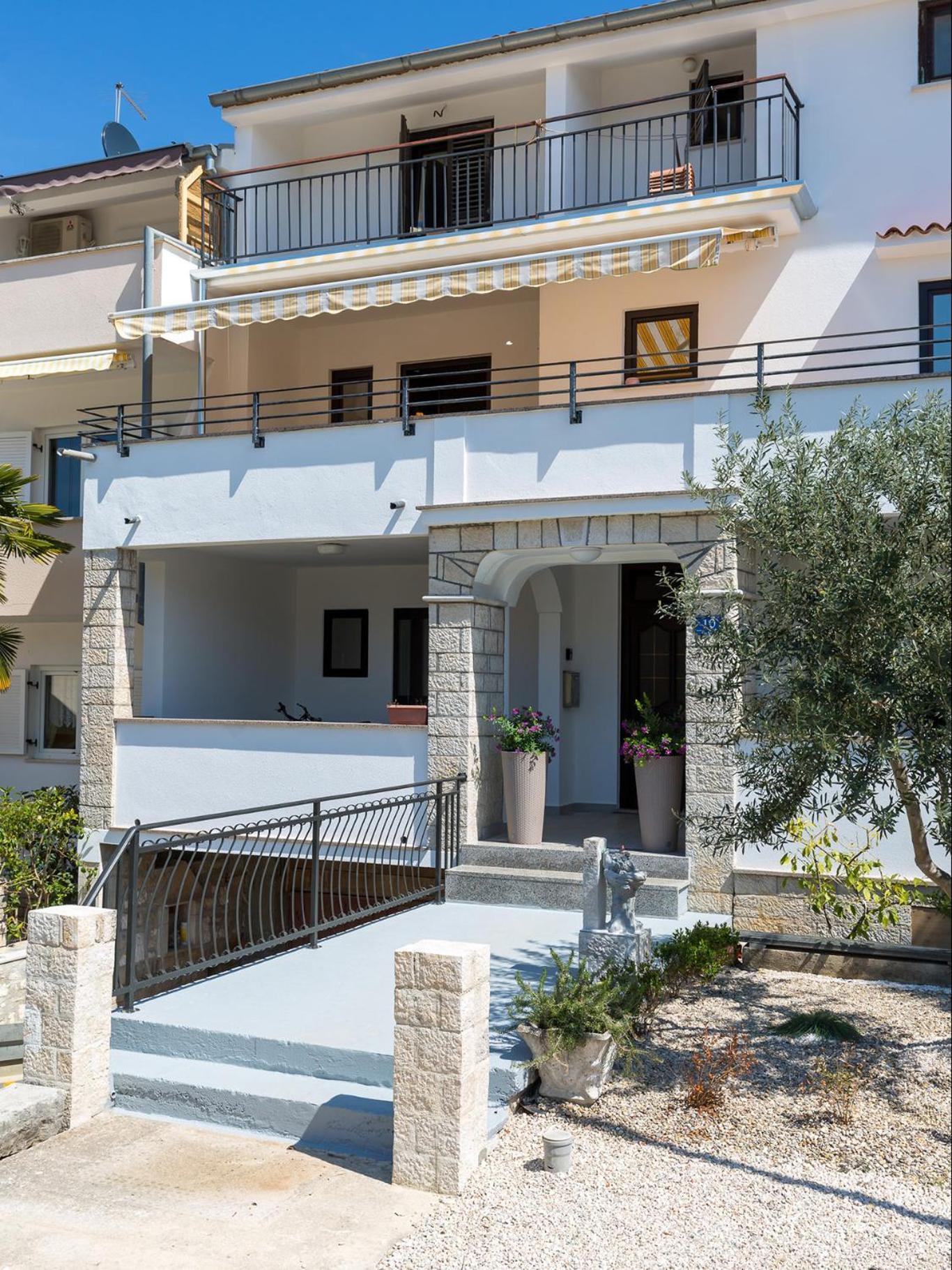 Marisan Seaview Apartment Funtana Exterior foto